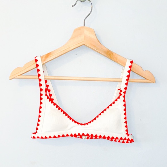 SHEIN Other - Women’s white with red stitching bikini top